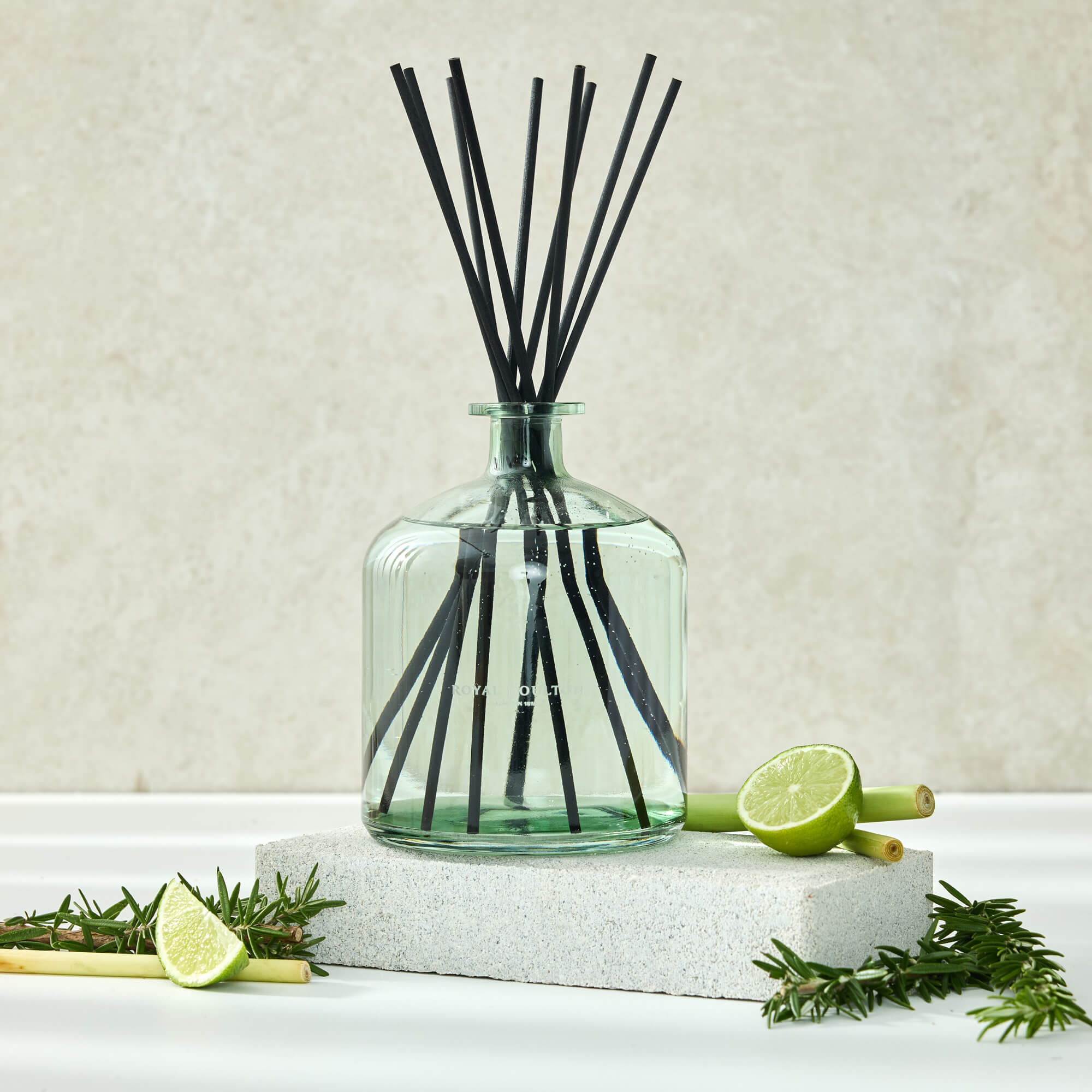 Royal Doulton Ashbourne Diffuser 1000ml in Lemongrass & Lime