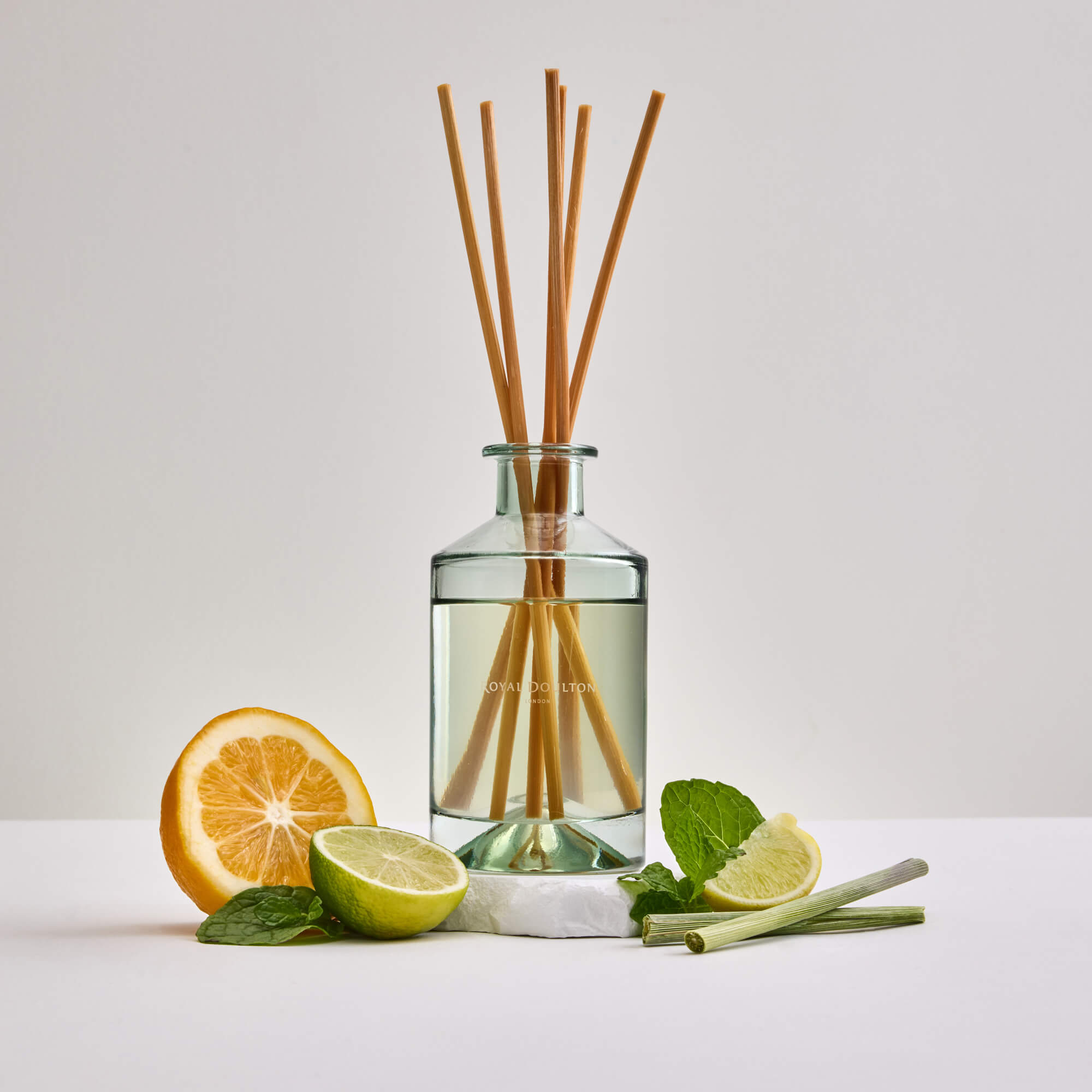 Royal Doulton Ashbourne Diffuser 250ml in Lemongrass & Lime
