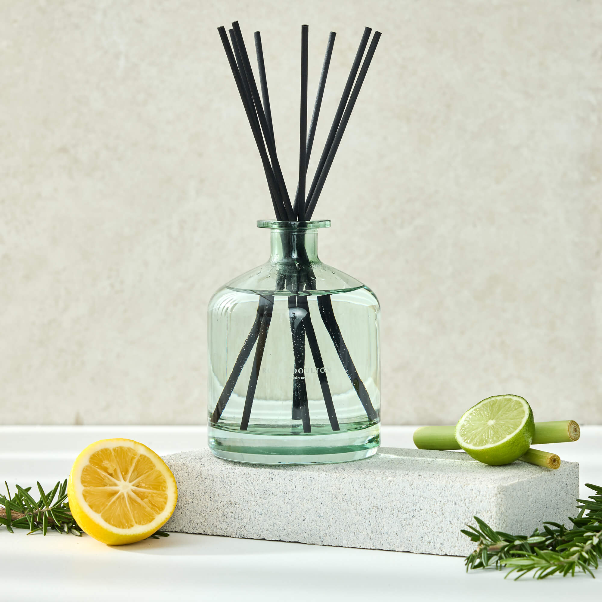Royal Doulton Ashbourne Diffuser 500ml in Lemongrass & Lime