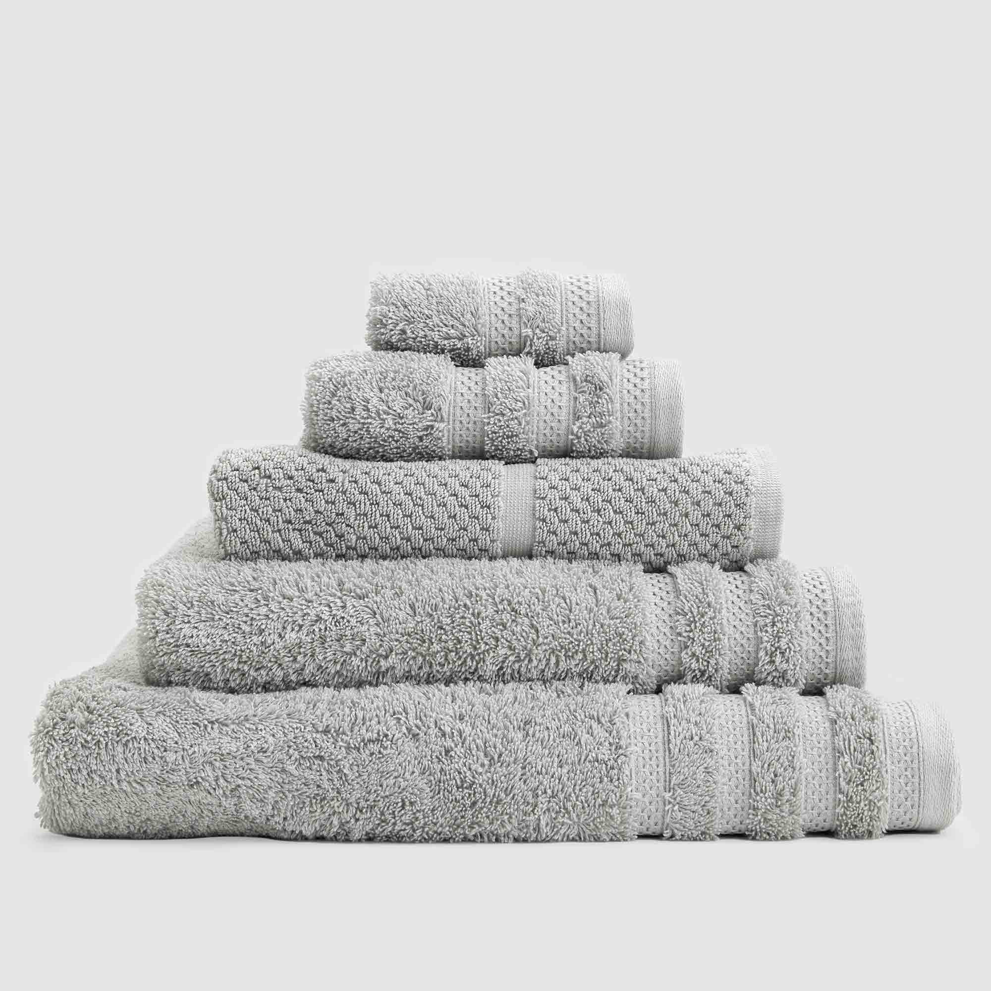 Royal Doulton Chelsea towel set in Sand