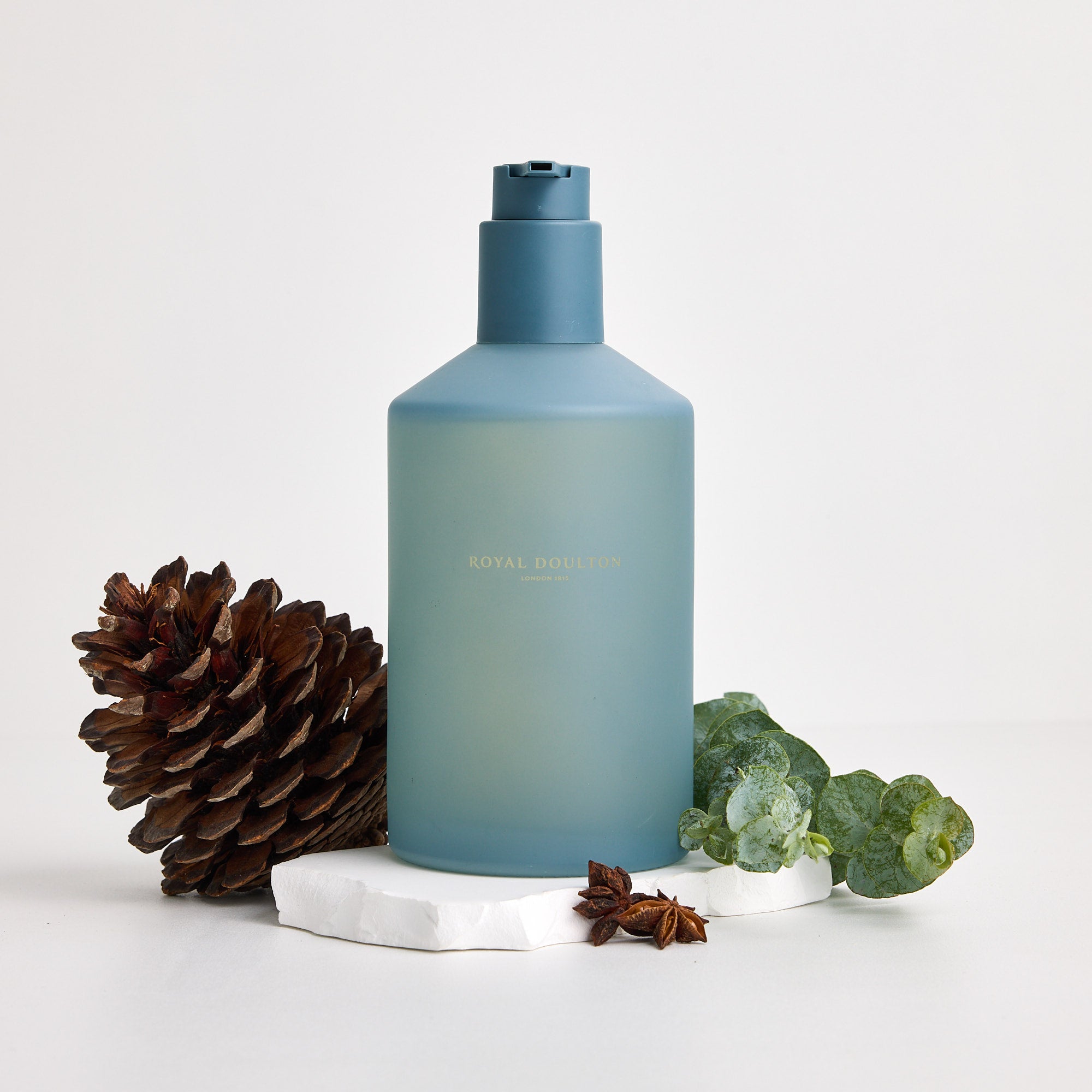Royal Doulton Montclair Body Wash in Patchouli & Cypress