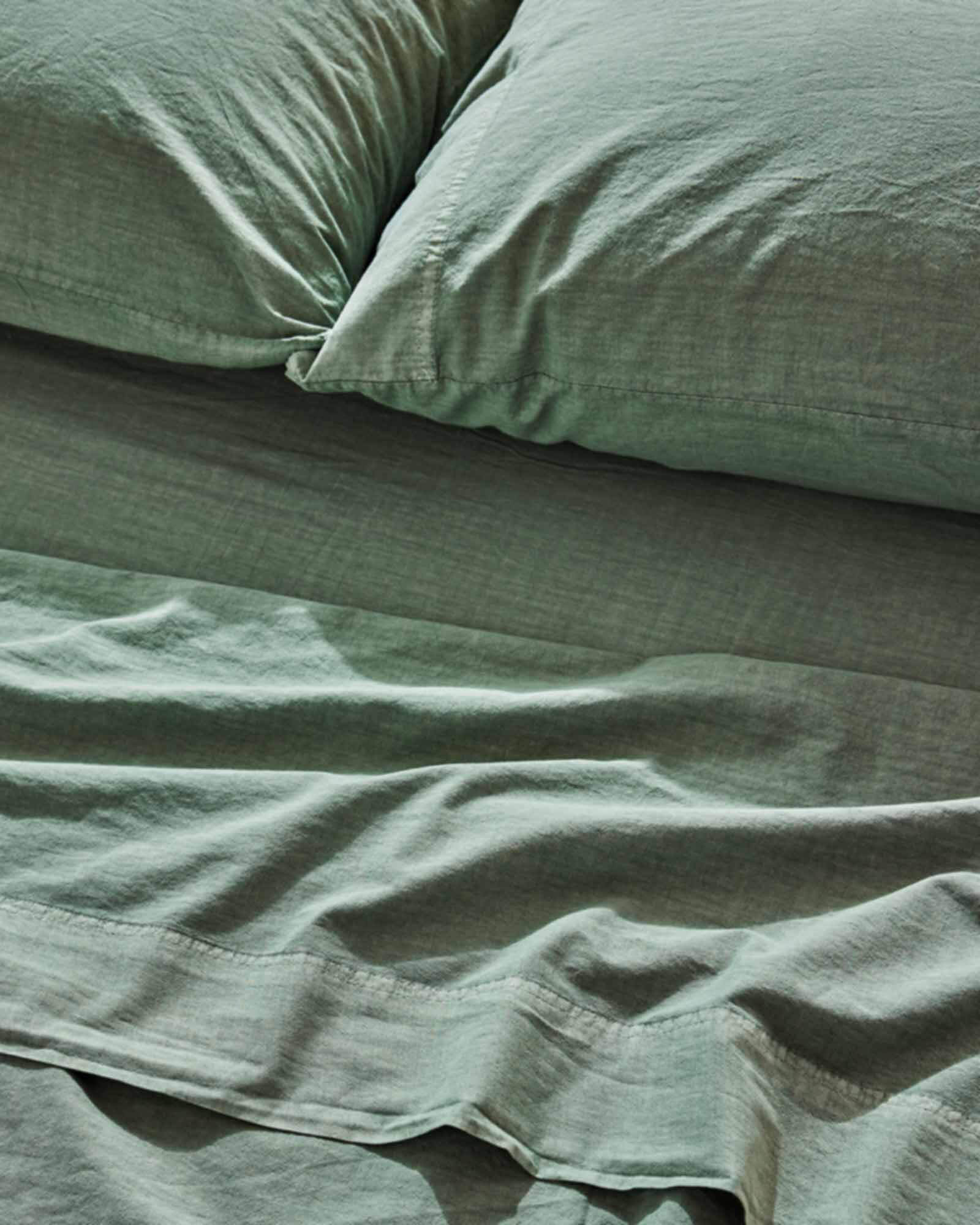 Royal Doulton Nelson sheet set in Sage