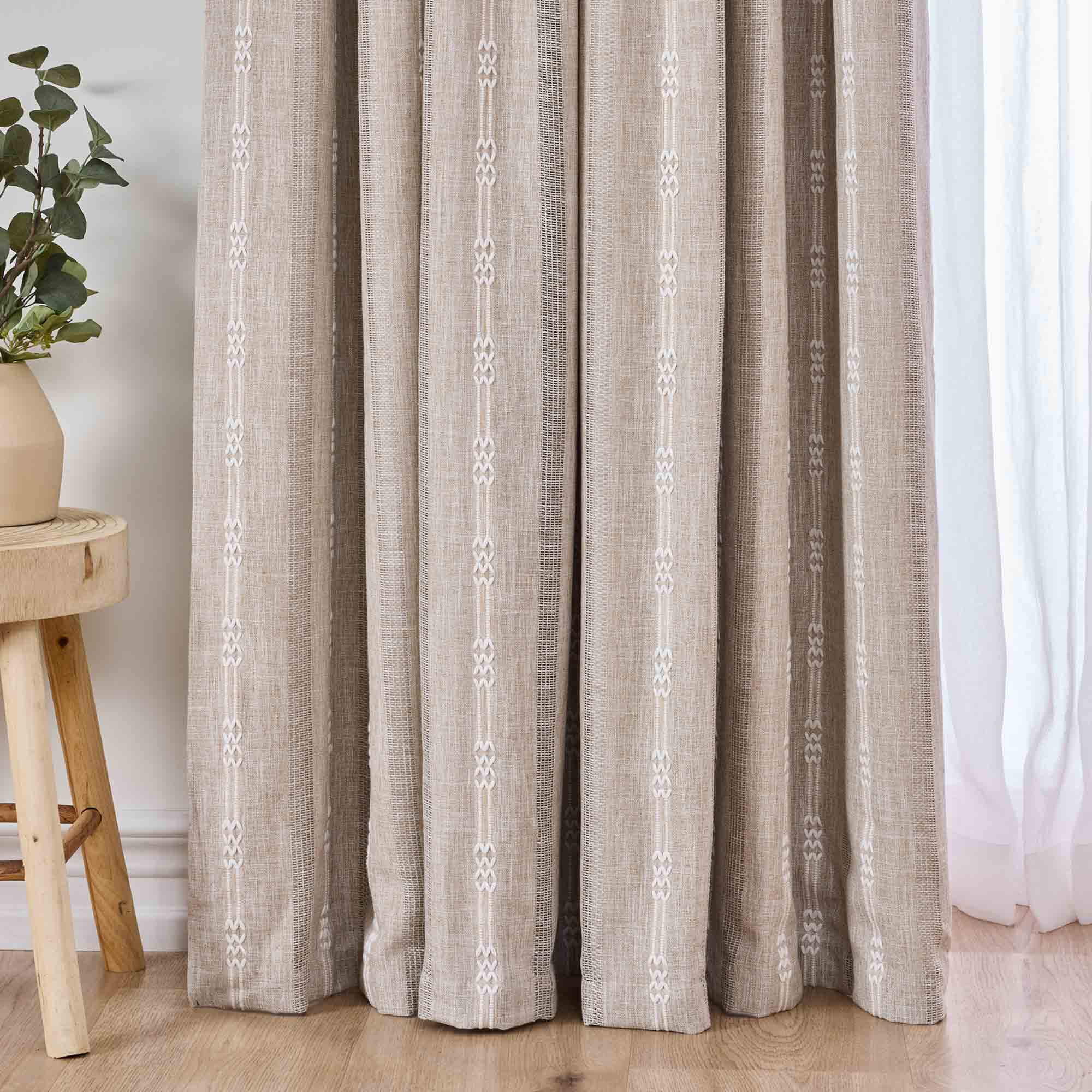 Royal Doulton Kolari curtain in Oat